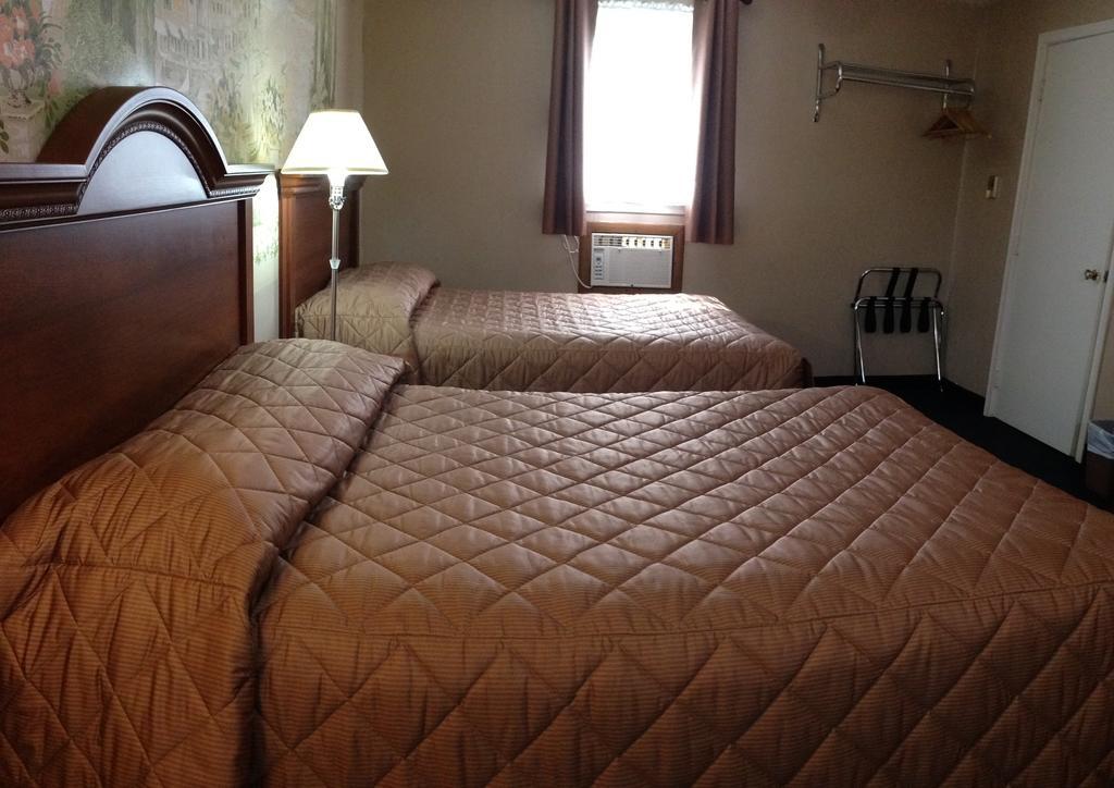 Majers Motel Стратфорд Номер фото