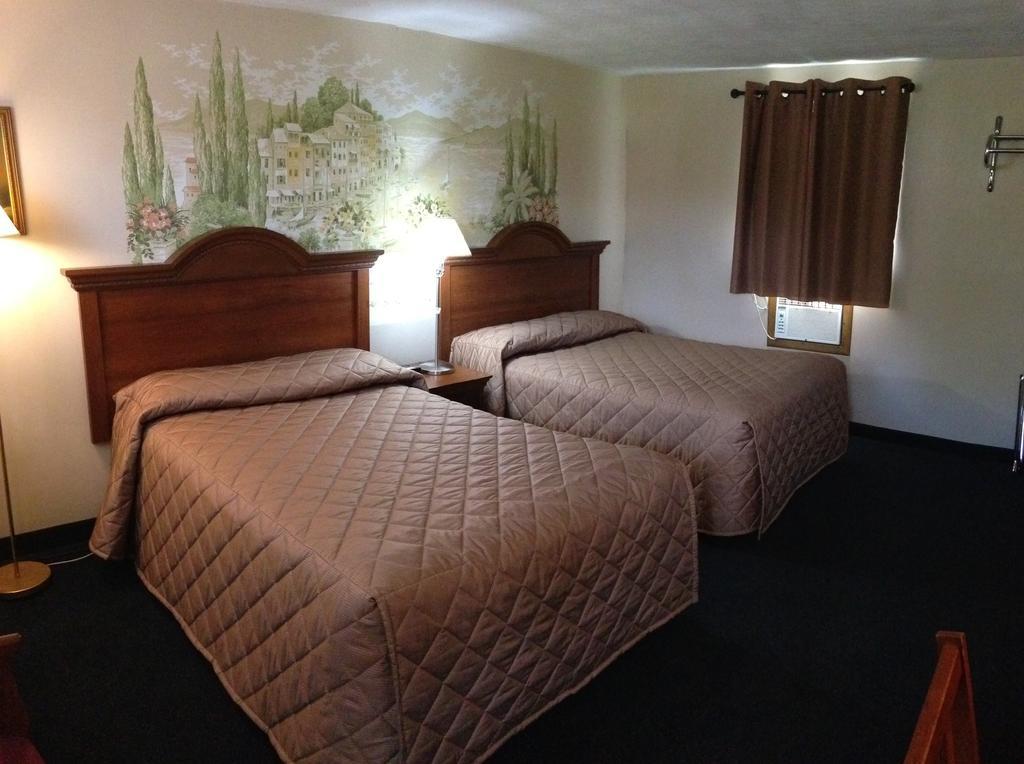 Majers Motel Стратфорд Номер фото
